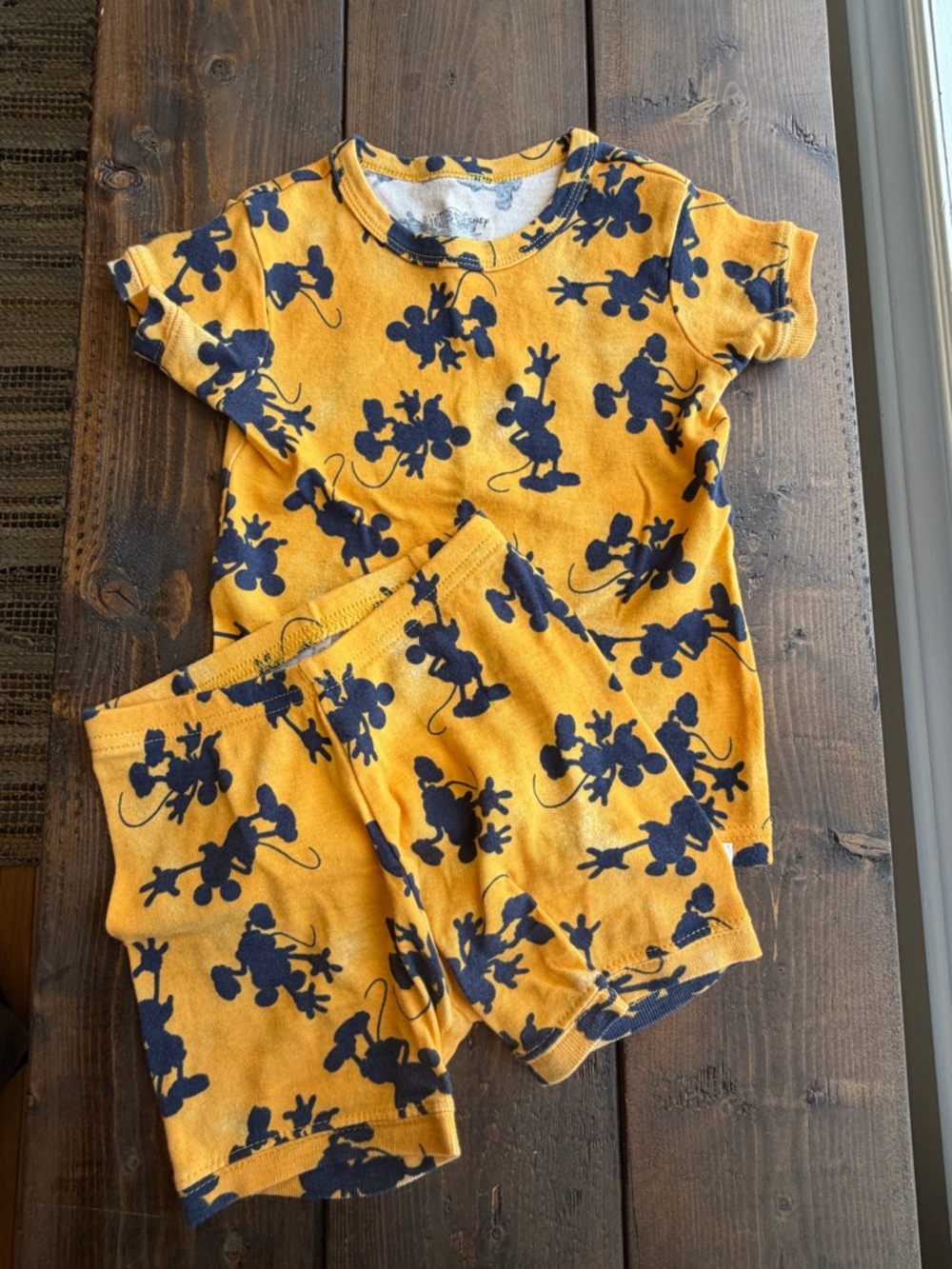 Gap Disney 3T Two Piece Pajama Set with Navy Mickey Mouse Silhouettes